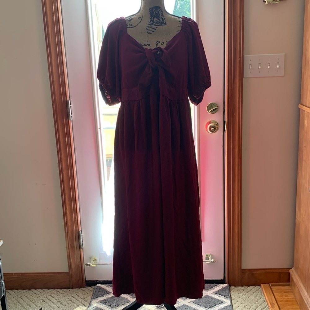 Pinup Fashion 18W Raspberry dress. NWOT. Adjustable top.